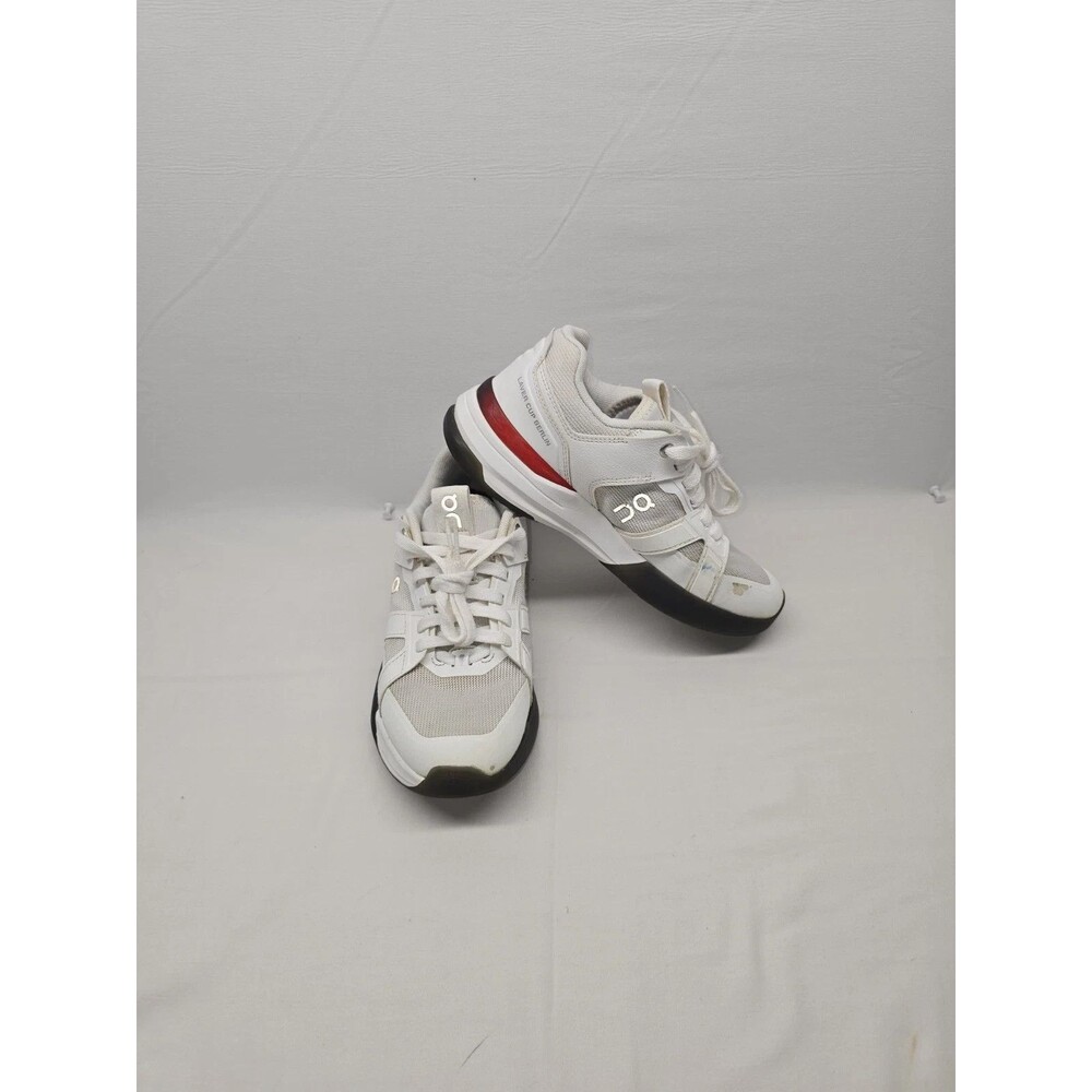 ON The Roger Clubhouse Pro Athletics Shoes Youth size 7